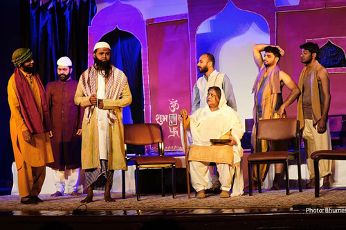 Jin Lahore ni Vekhya